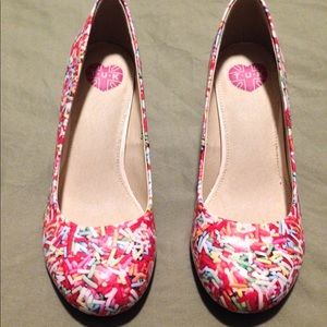 TUK Rainbow Sprinkle Heels Size 5 NWOT